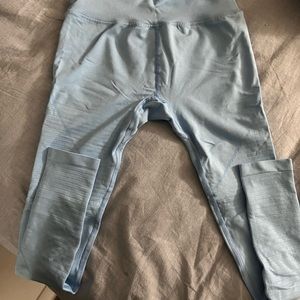 Trading both leggings Size Medium